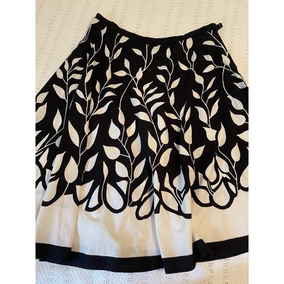 Magic Skirt Black White Floral 2X Fit and Flare midi Twirl - Picture 1 of 8